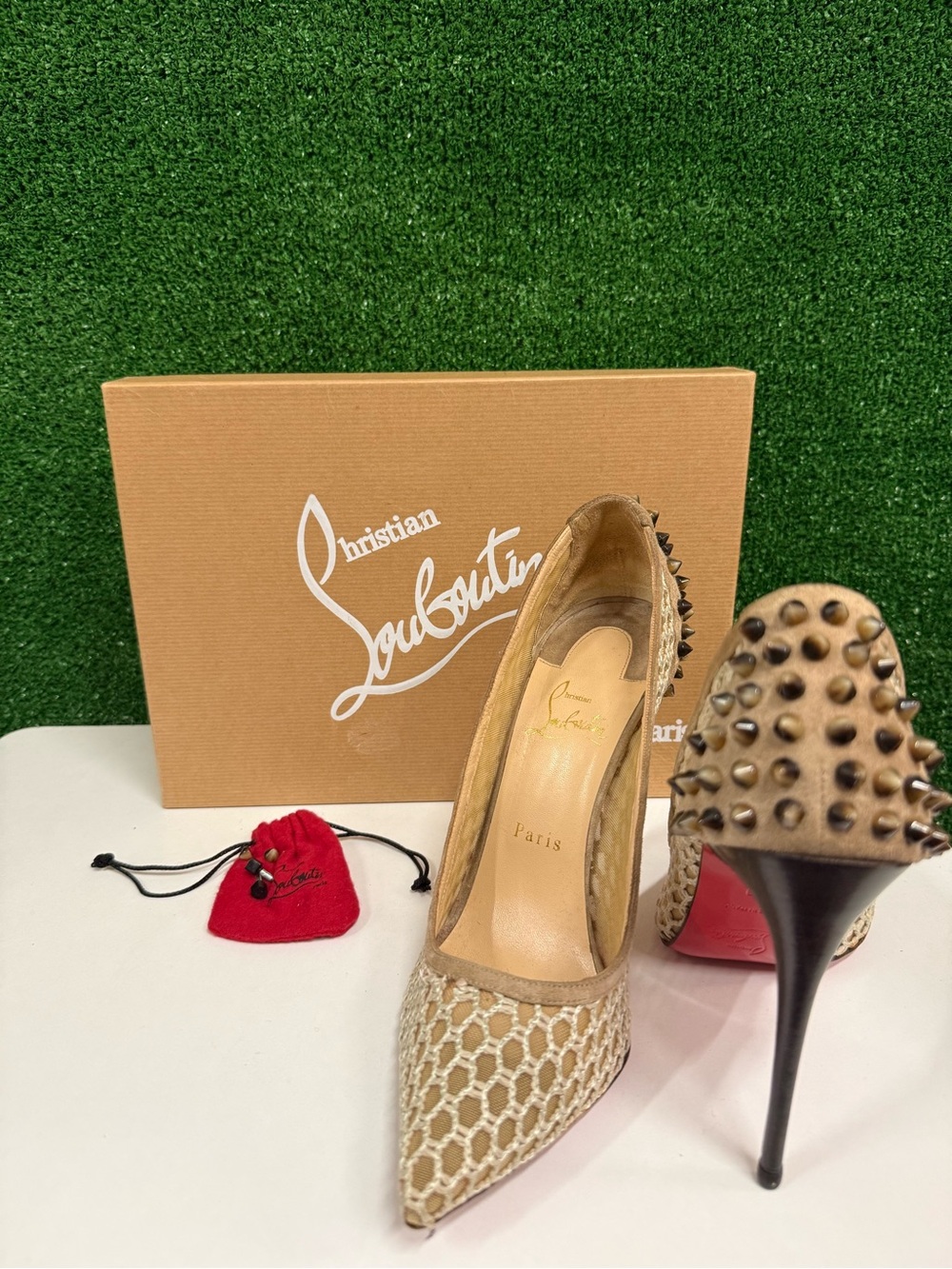 Christian Louboutin Beige GUNI PUMP 100 KNOT Spiked HEELS VERSION GREGE Size 40